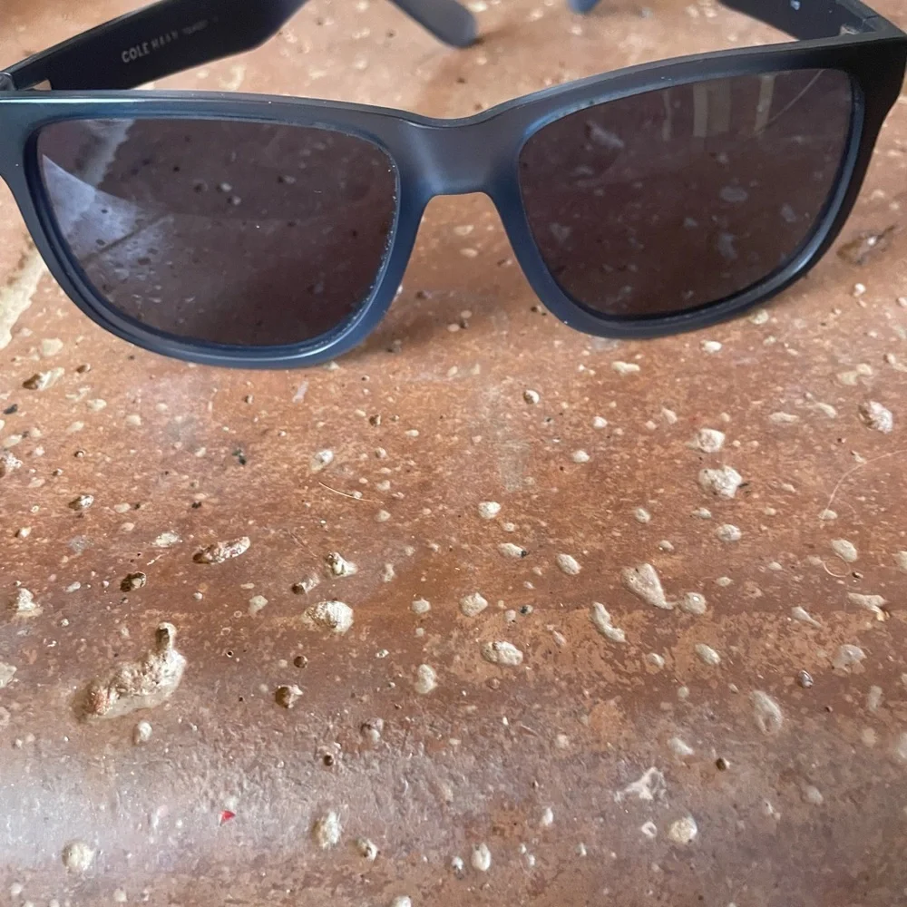 sunglasses light scratches
